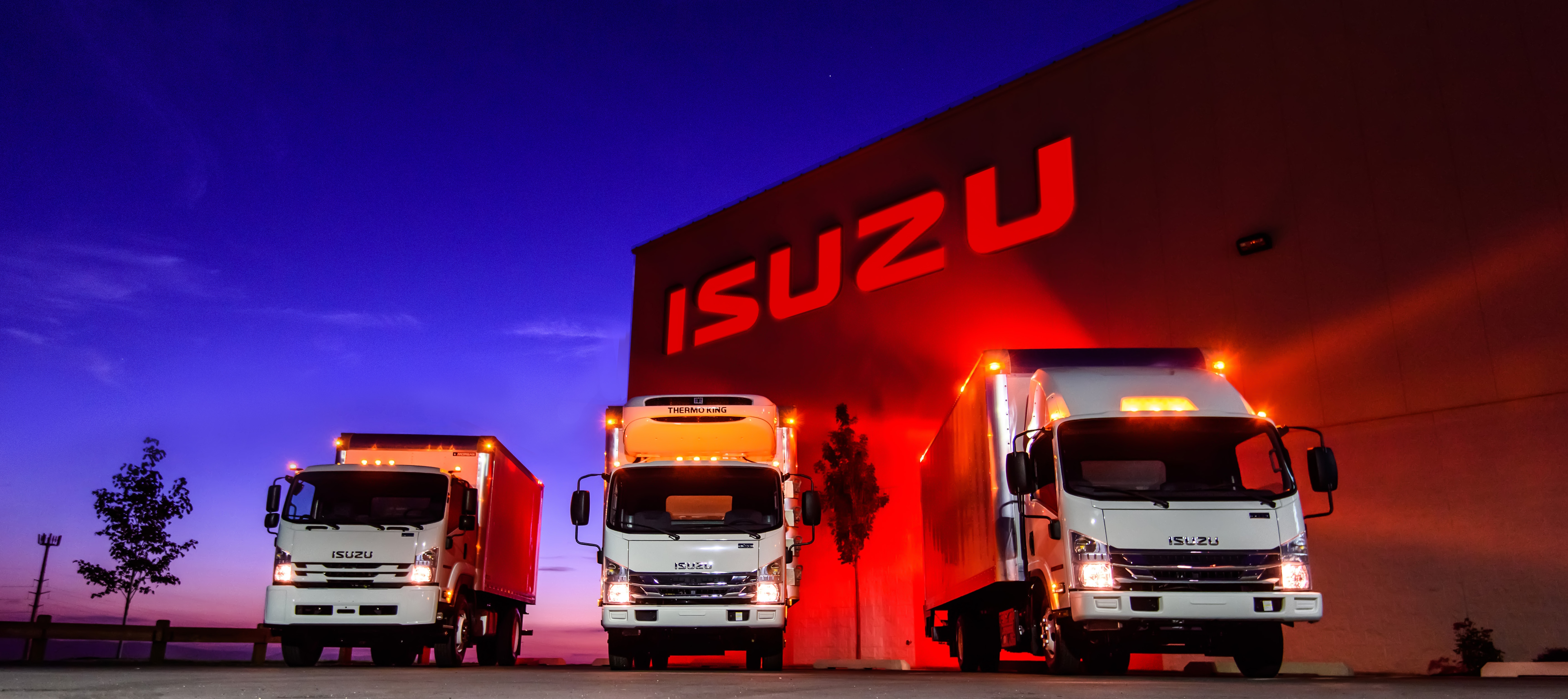 isuzu truck trailers